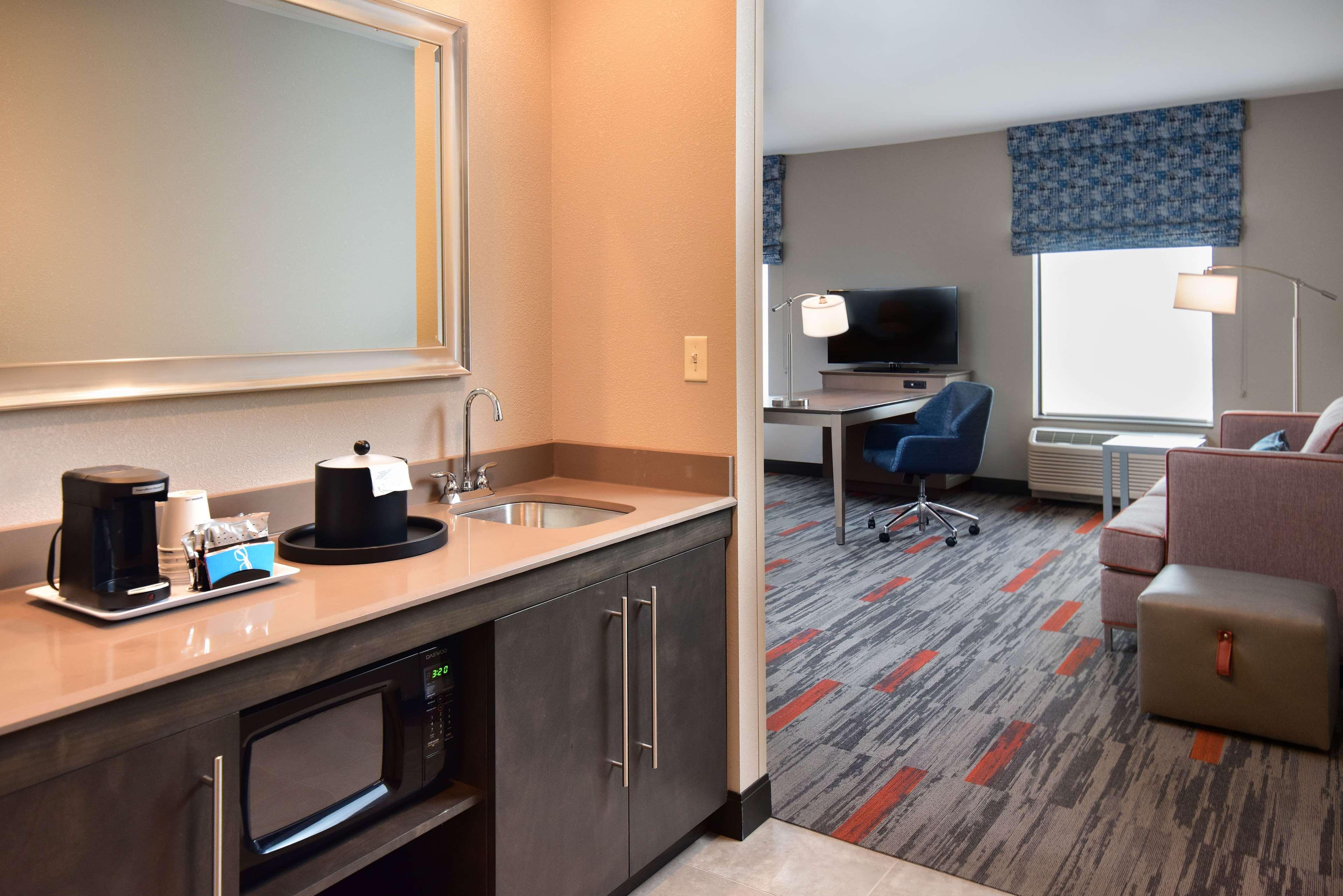 Hampton Inn And Suites At Wisconsin Dells Lake Delton Esterno foto