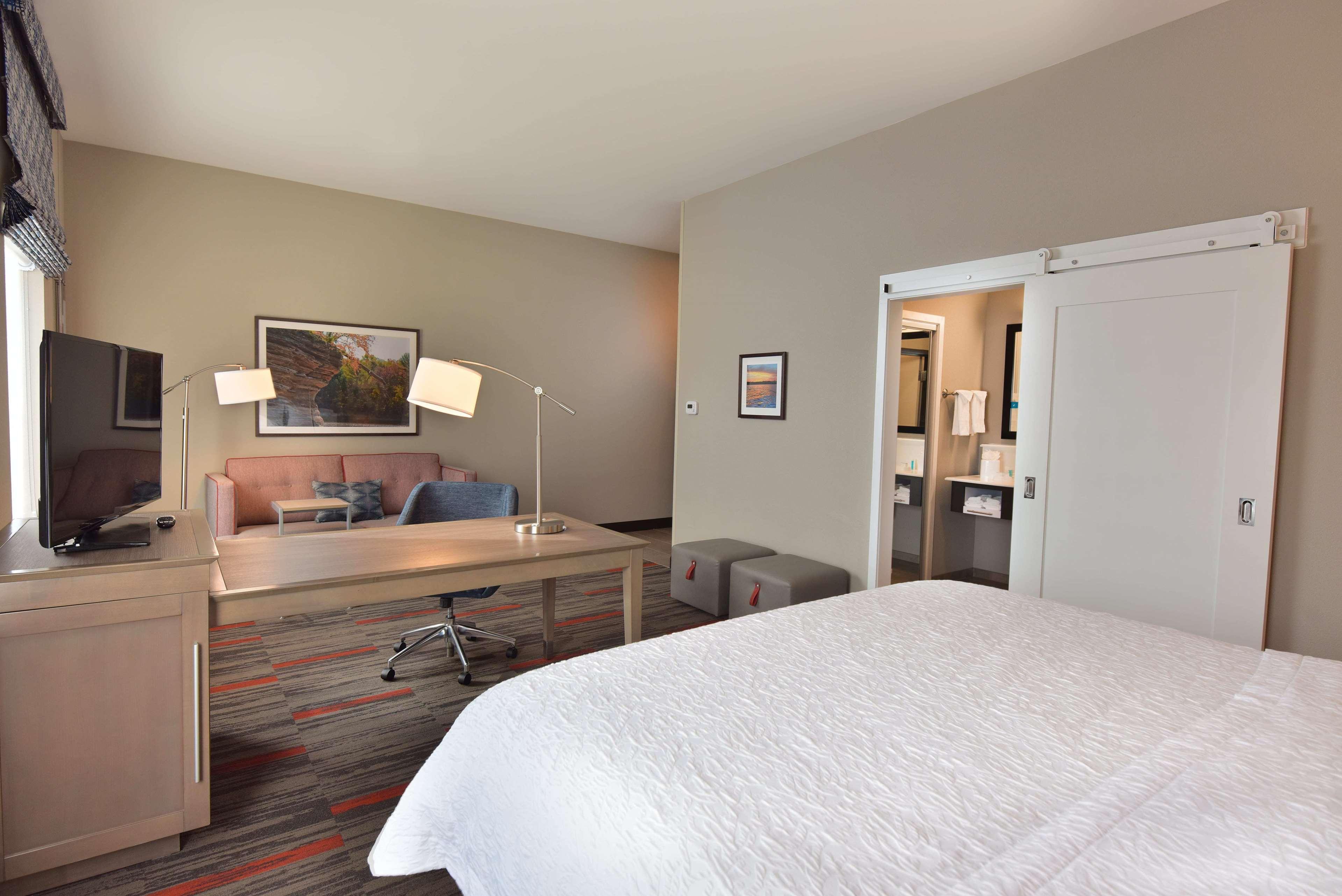 Hampton Inn And Suites At Wisconsin Dells Lake Delton Esterno foto