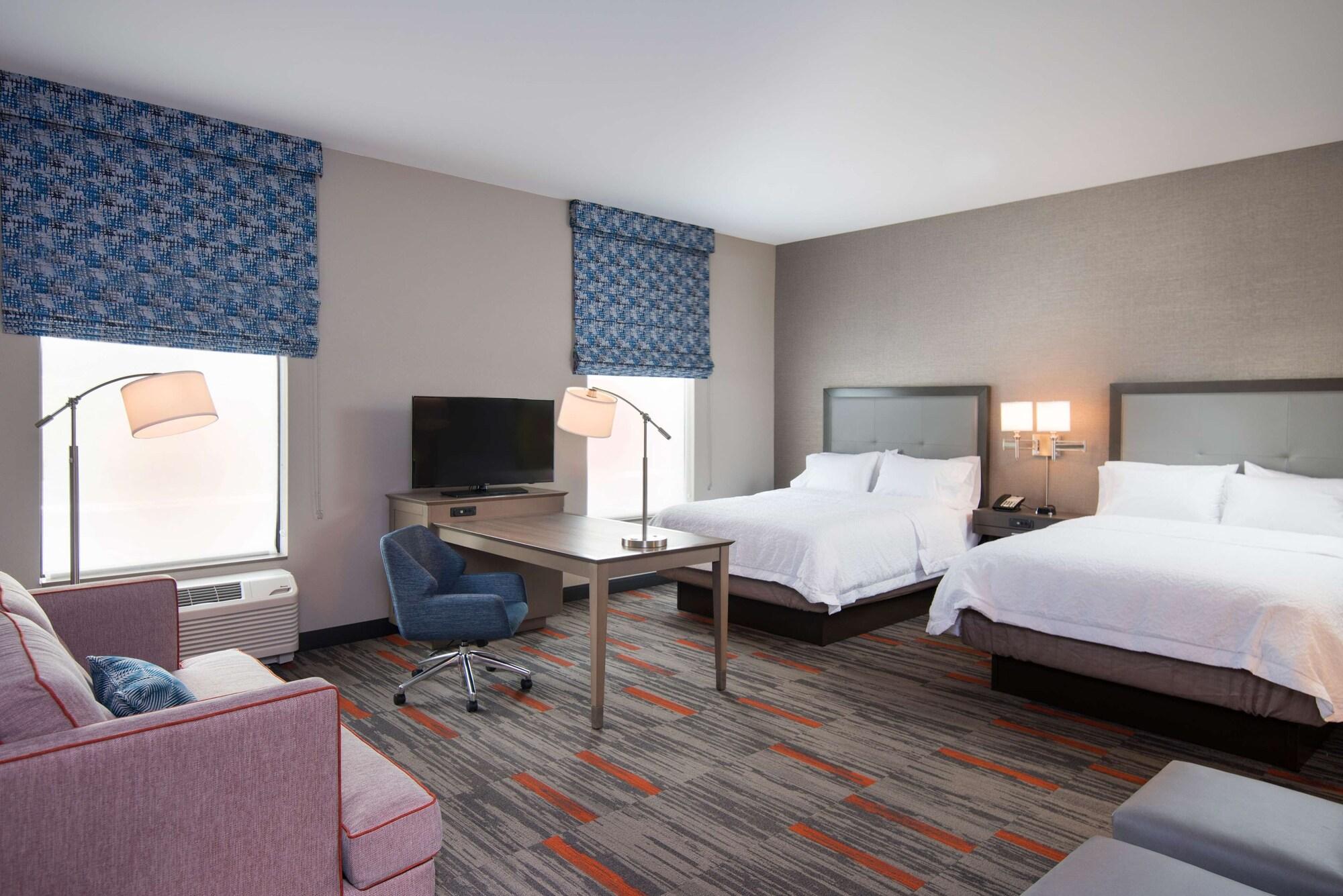 Hampton Inn And Suites At Wisconsin Dells Lake Delton Esterno foto