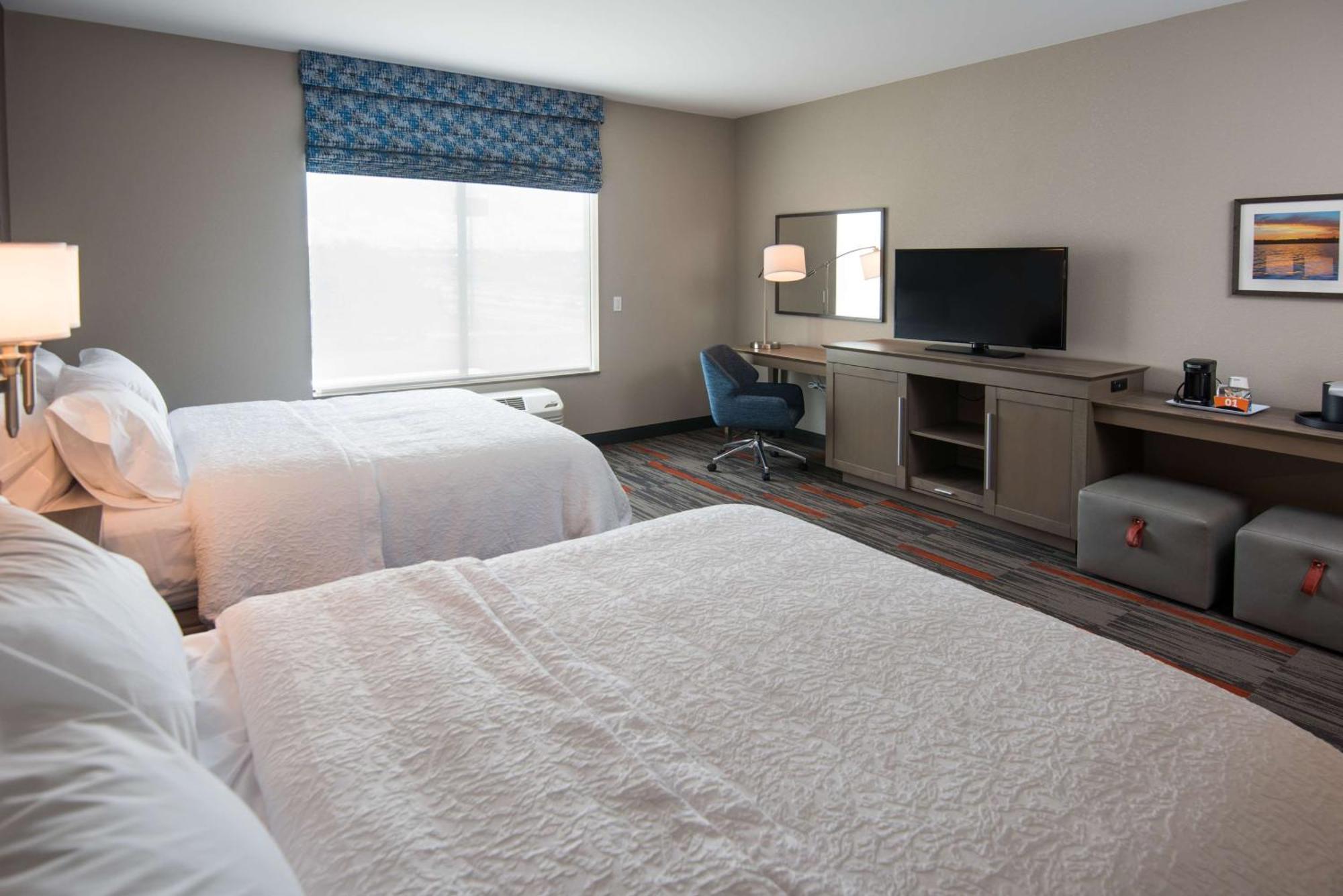 Hampton Inn And Suites At Wisconsin Dells Lake Delton Esterno foto