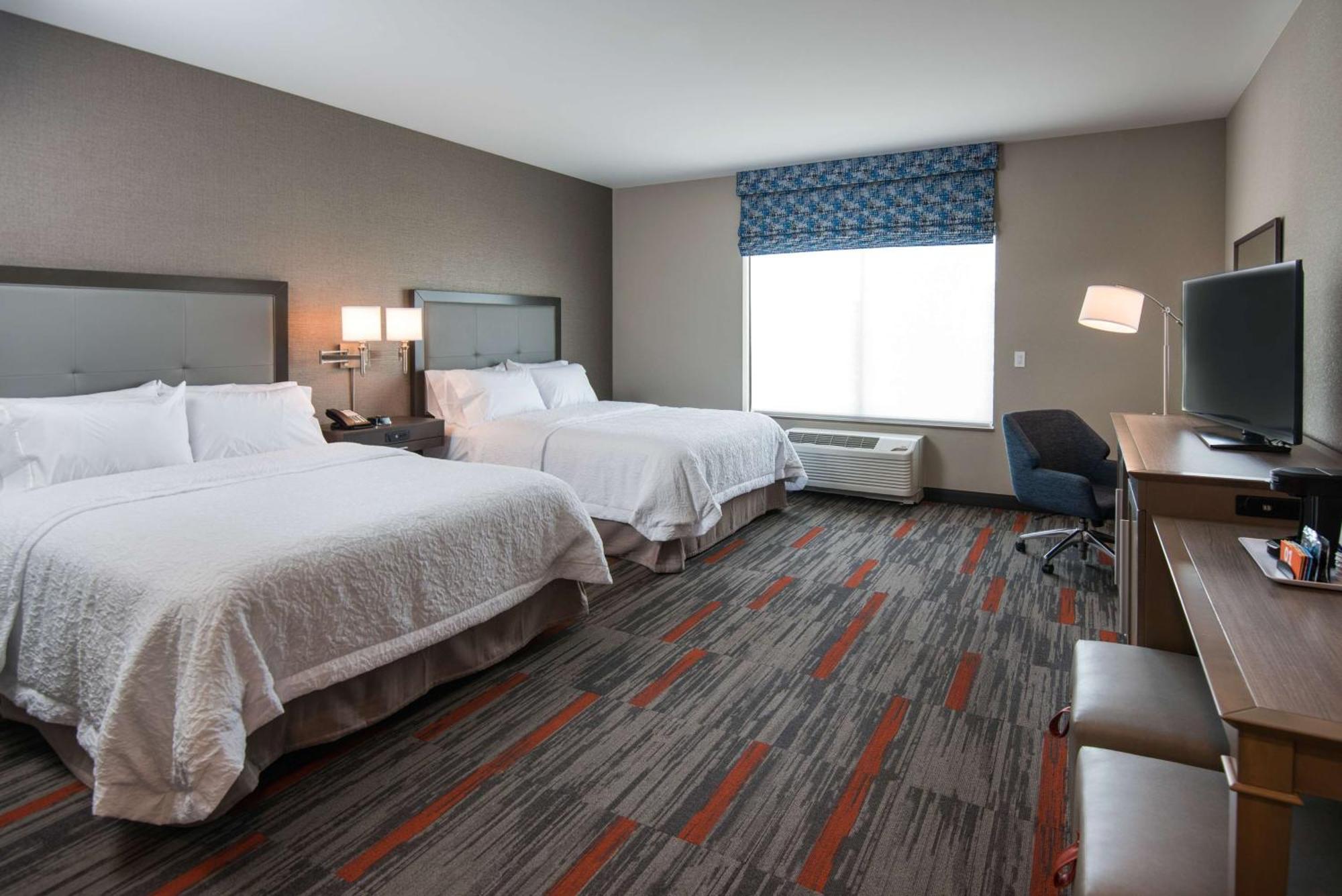 Hampton Inn And Suites At Wisconsin Dells Lake Delton Esterno foto