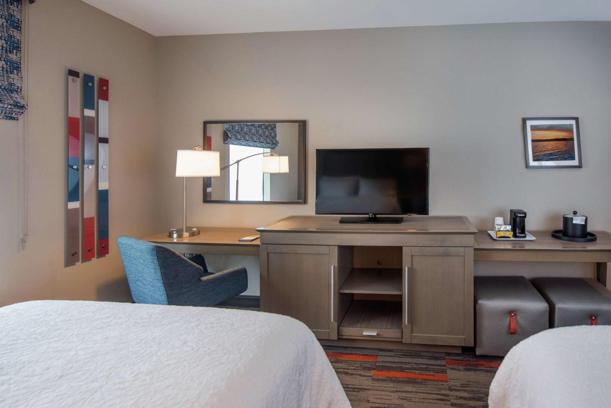 Hampton Inn And Suites At Wisconsin Dells Lake Delton Esterno foto